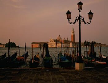 Visiting Venice with our guided tours has never been that easy: advance reservation online with Weekend a Venezia